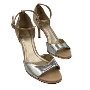 Tahari Silver Biscuit Leather GEA Heeled Open Toe Sandals Size 6 1/2 Women's
